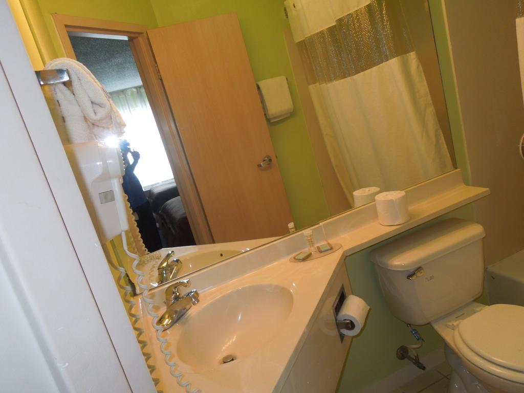 Travelodge - Cincinnati Sharonville Szoba fotó