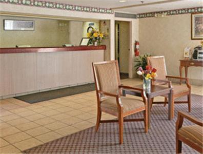 Travelodge - Cincinnati Sharonville Beltér fotó